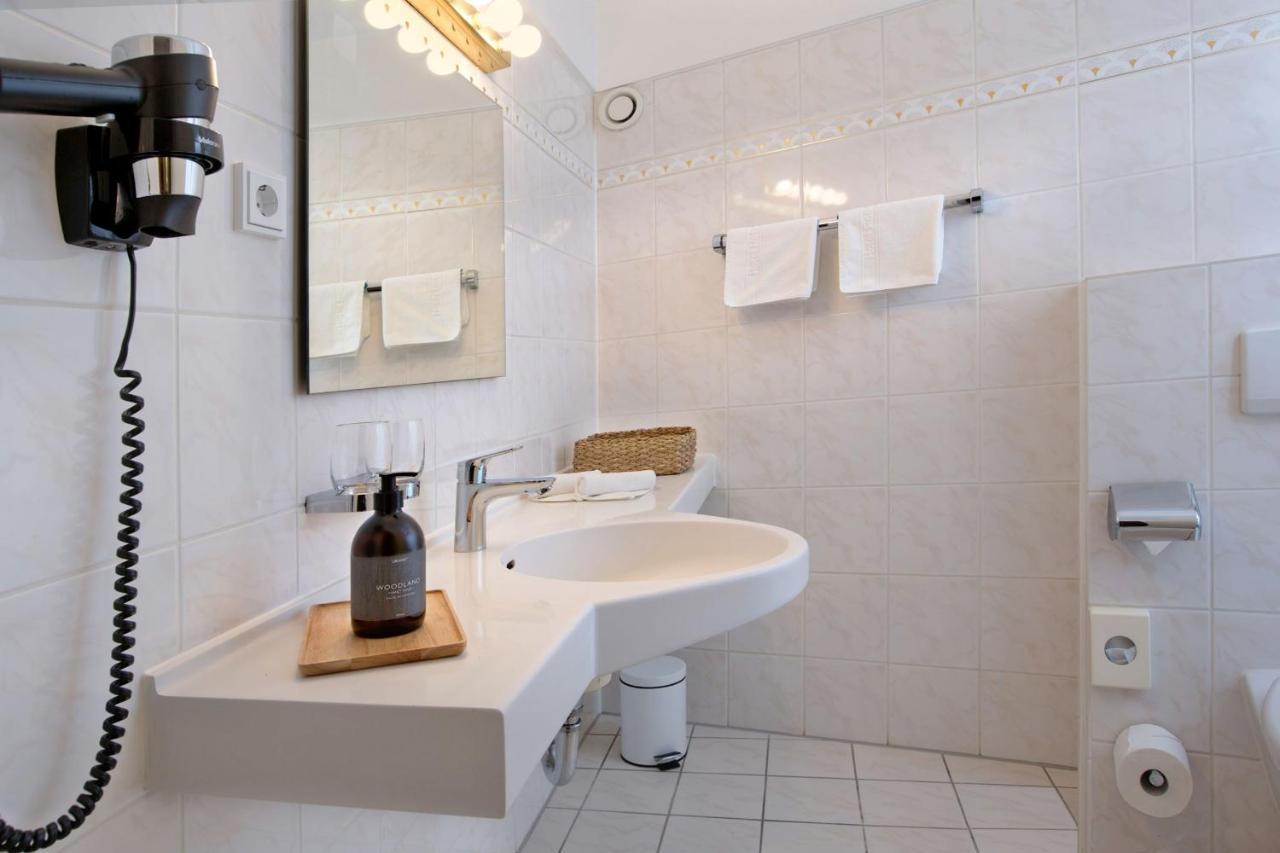 Hotel Rotkreuzplatz Мюнхен Екстер'єр фото